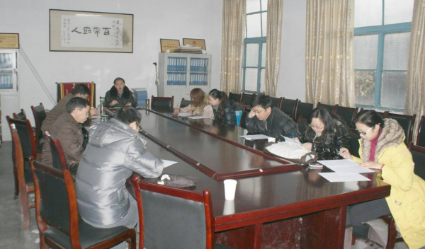 betway西汉姆心理学教研室举行研讨短学期工作教研活动